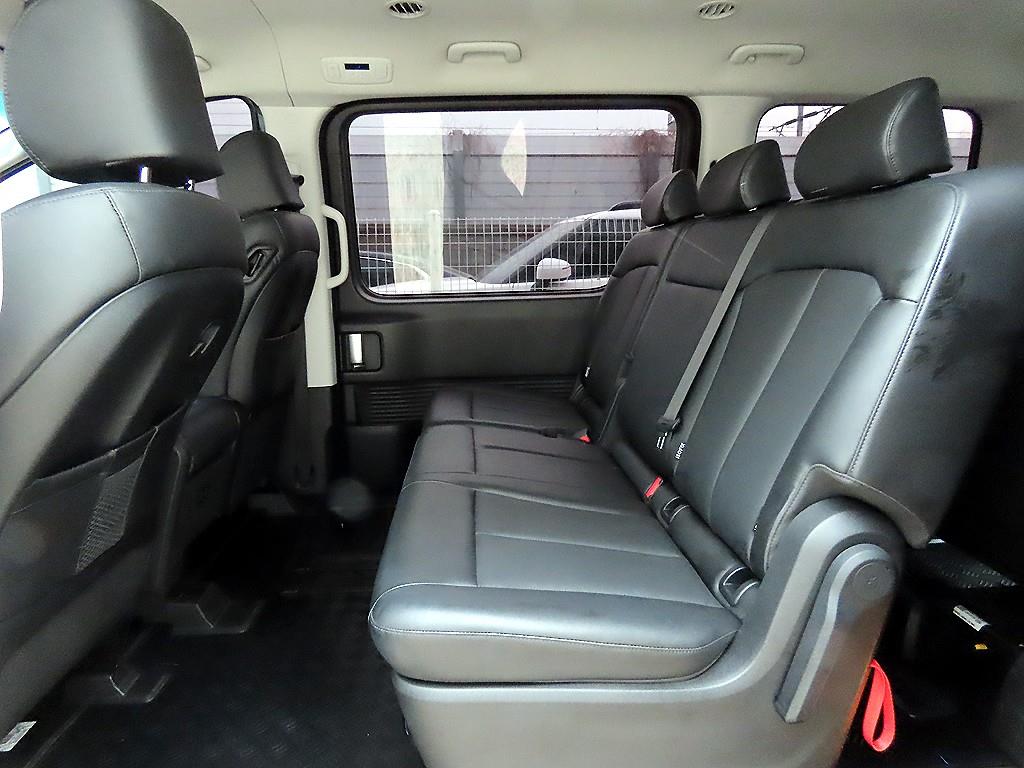 현대 스타리아 3.5 LPG 투어러 9인승 모던 - 이미지 10