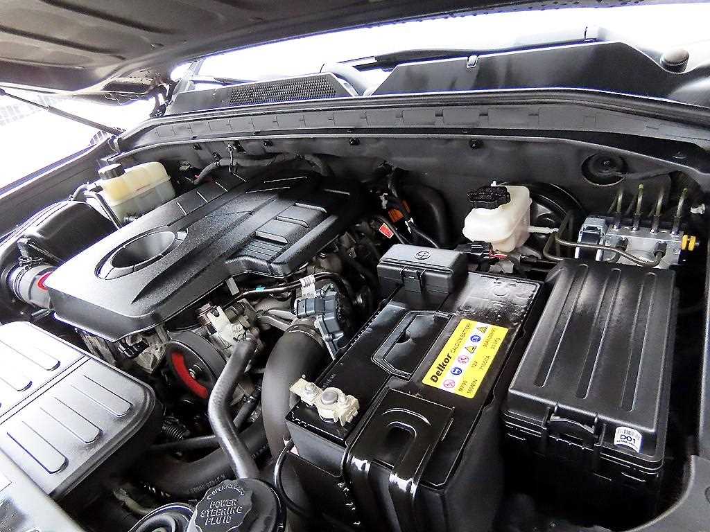 KG모빌리티(쌍용) G4 렉스턴 2.2 2WD 마제스티 - 이미지 3