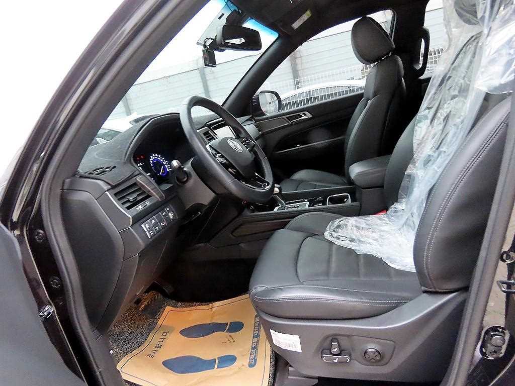 KG모빌리티(쌍용) G4 렉스턴 2.2 2WD 마제스티 - 이미지 11