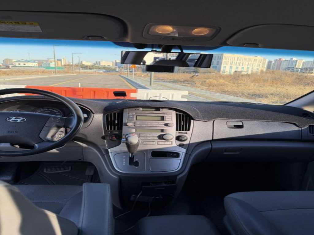 현대 그랜드스타렉스 11인승 디젤 CVX 프리미엄 - 이미지 7