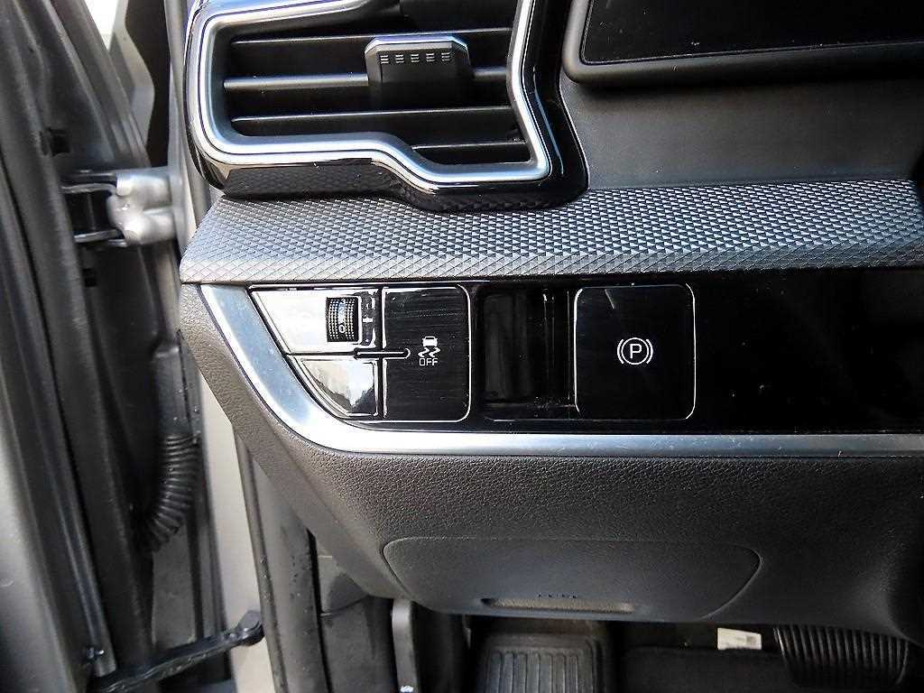 기아 디 올뉴스포티지 2.0 디젤 2WD 프레스티지 - 이미지 18