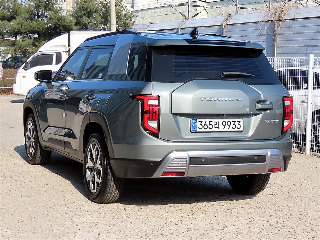 KG모빌리티(쌍용) 토레스 1.5 GDI-T 4WD T7 - 이미지 3