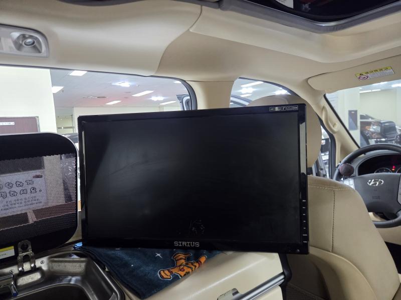 현대 더 뉴그랜드스타렉스 캠핑카 4WD - 이미지 20