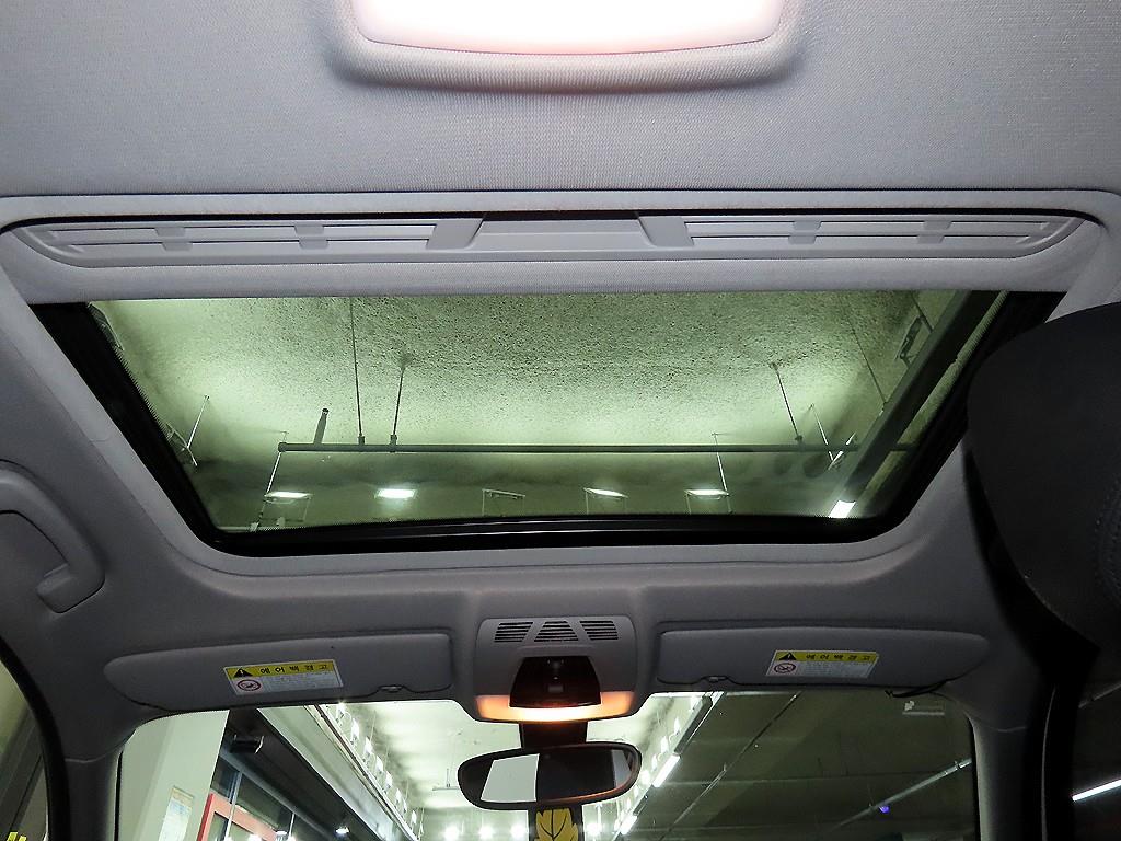 BMW 1시리즈(2세대) 5도어 118d 어반 라인 - 이미지 3