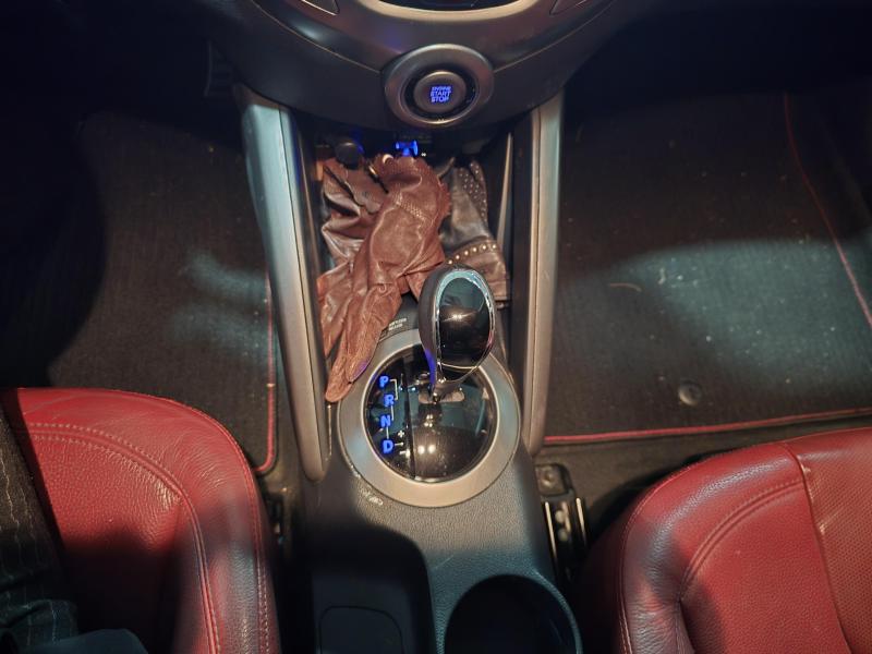 현대 벨로스터 1.6 GDI DCT팩 - 이미지 7