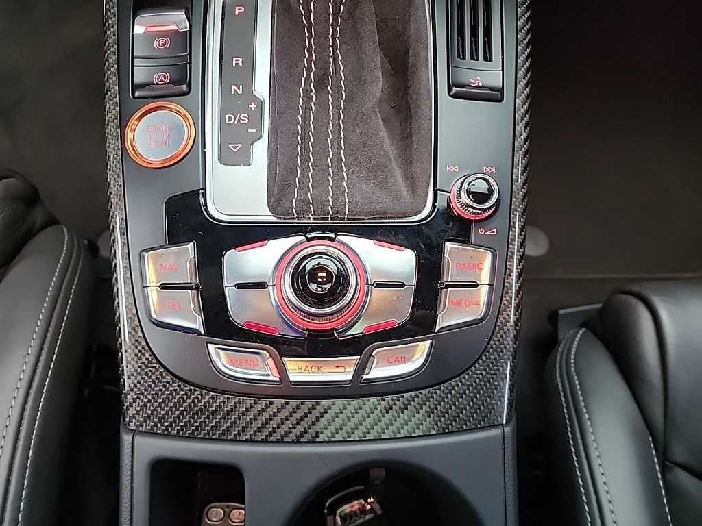 아우디 RS5 4.2 FSI 콰트로 - 이미지 2