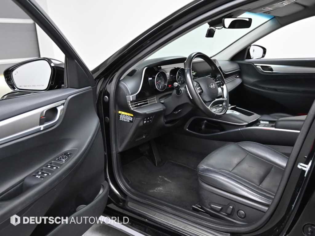 현대 더 뉴그랜저IG 가솔린 2.5 프리미엄 초이스 - 이미지 17