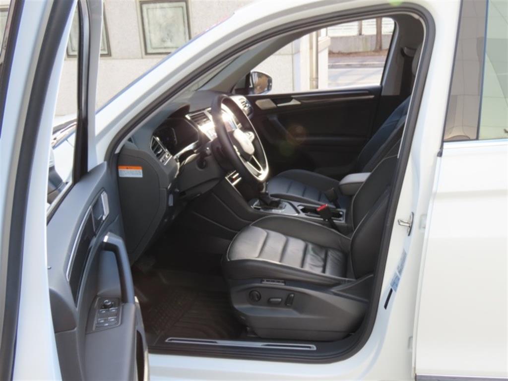 폭스바겐 티구안(2세대) 2.0 TDI 프레스티지 - 이미지 19