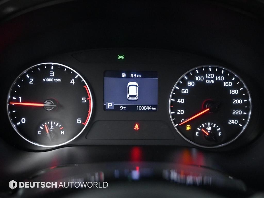 기아 셀토스 1.6 디젤 2WD 트렌디 - 이미지 14