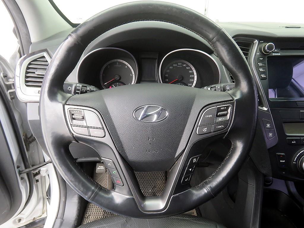 현대 싼타페(DM) 디젤 R2.0 2WD 프리미엄 - 이미지 11