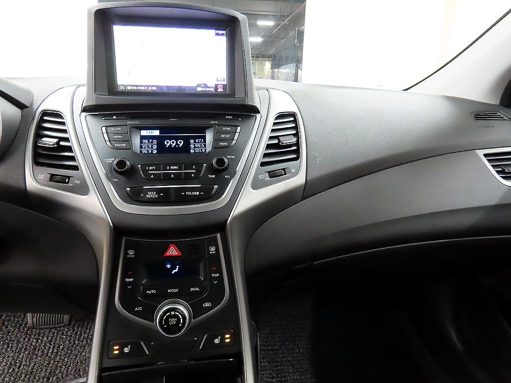 현대 더 뉴아반떼MD 1.6 GDi 스마트 - 이미지 10