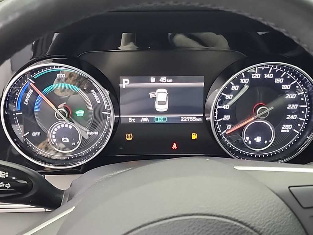 현대 더 뉴그랜저IG 하이브리드 2.4 HEV 프리미엄 초이스 - 이미지 15