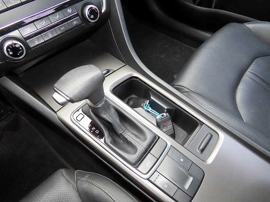 기아 뉴 신형K5 2.0 가솔린 럭셔리 - 이미지 15