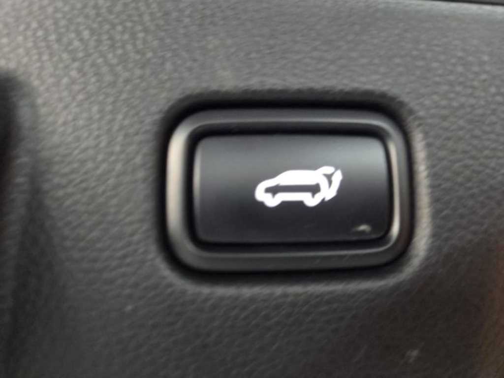 기아 더 뉴셀토스 1.6 가솔린 터보 4WD 시그니처 그래비티