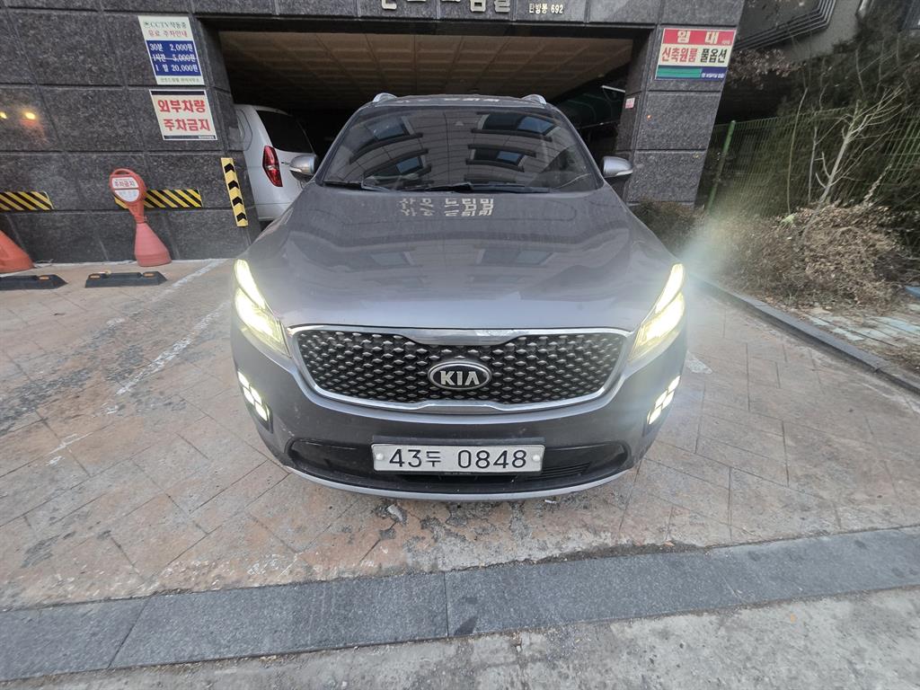 기아 올 뉴쏘렌토 R2.2 4WD 노블레스 스페셜 - 이미지 3