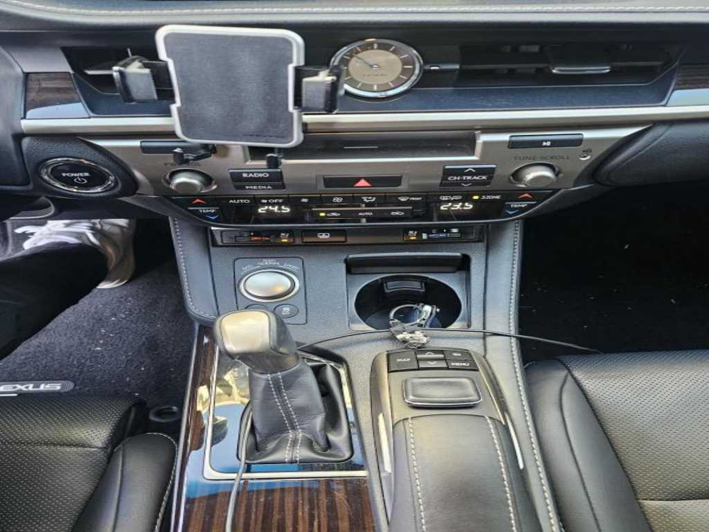 렉서스 ES(6세대) 300h 슈프림 - 이미지 4