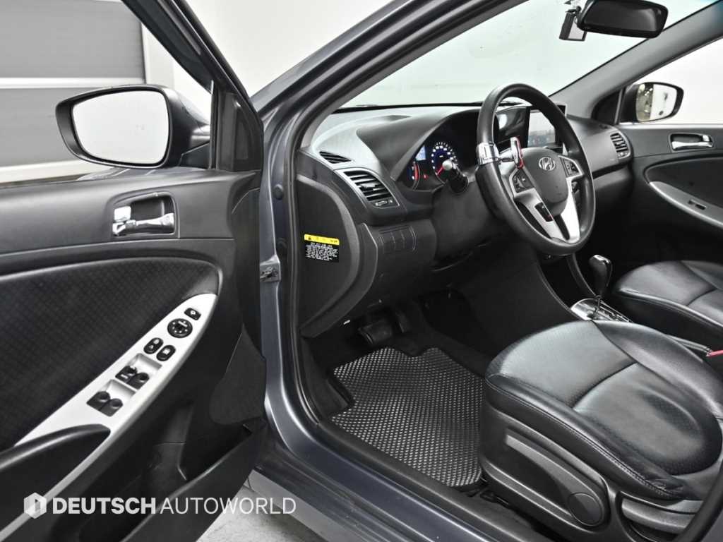 현대 엑센트 신형 1.4 VVT 프리미어 - 이미지 14