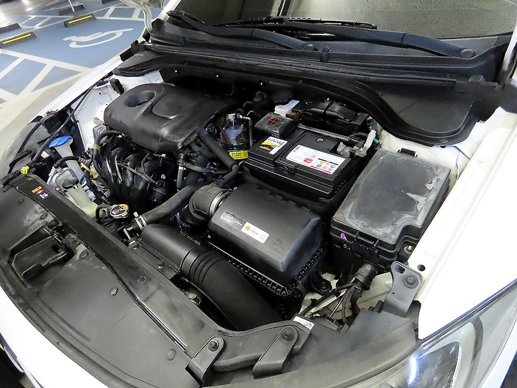 현대 아반떼AD 1.6 GDi 밸류 플러스 - 이미지 2