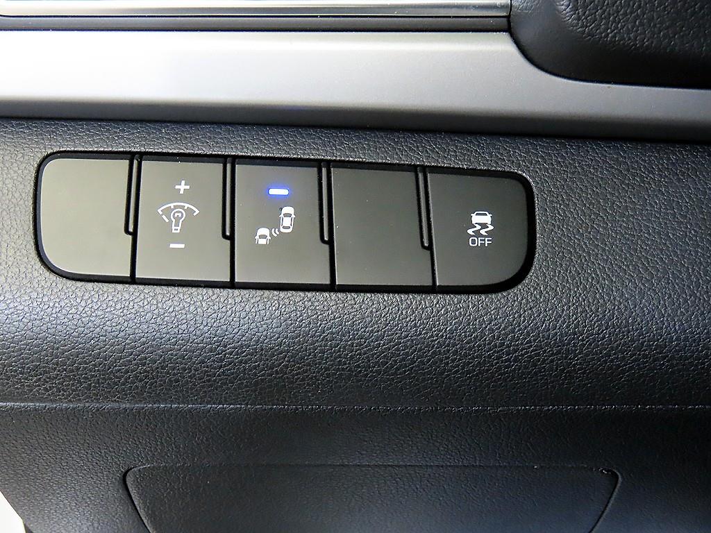 현대 아반떼AD 1.6 GDi 밸류 플러스 - 이미지 9