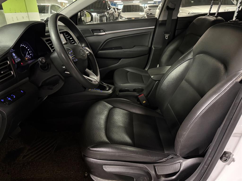 현대 더 뉴아반떼AD 1.6 가솔린 스마트 초이스 - 이미지 18