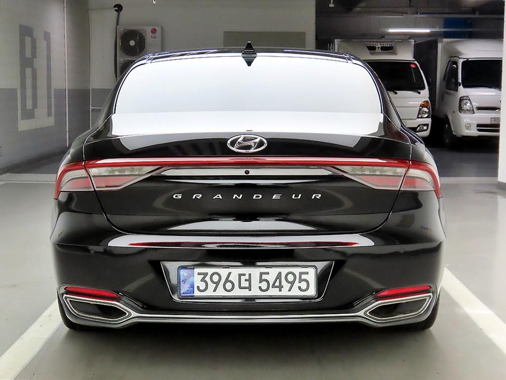 현대 더 뉴그랜저IG 가솔린 3.3 익스클루시브 - 이미지 8