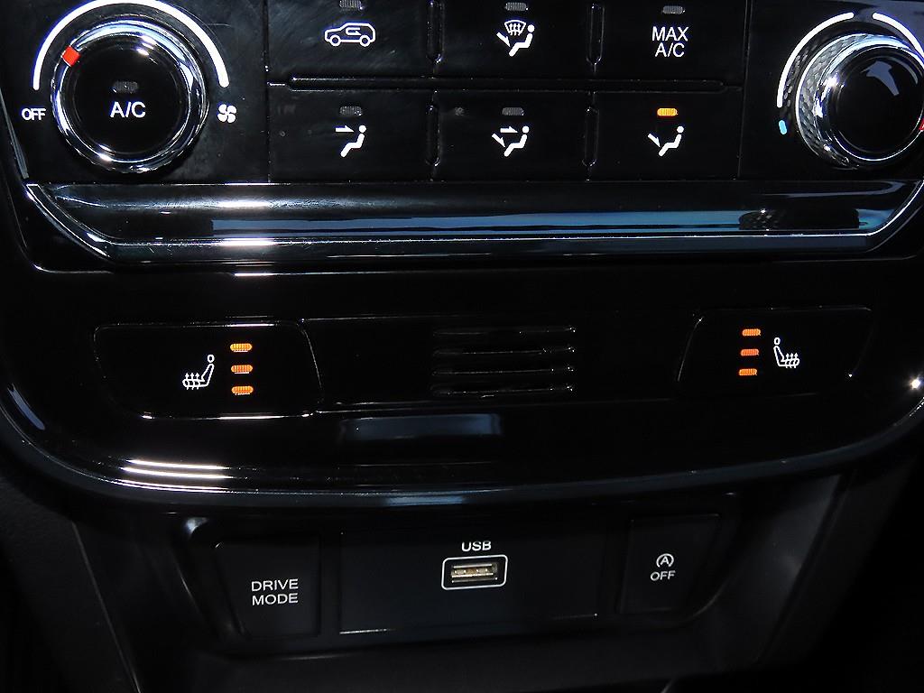 KG모빌리티(쌍용) 베리 뉴 티볼리 1.5 가솔린 2WD V1