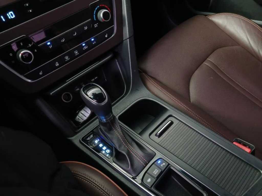 현대 LF쏘나타 2.0 CVVL 케어플러스 - 이미지 2