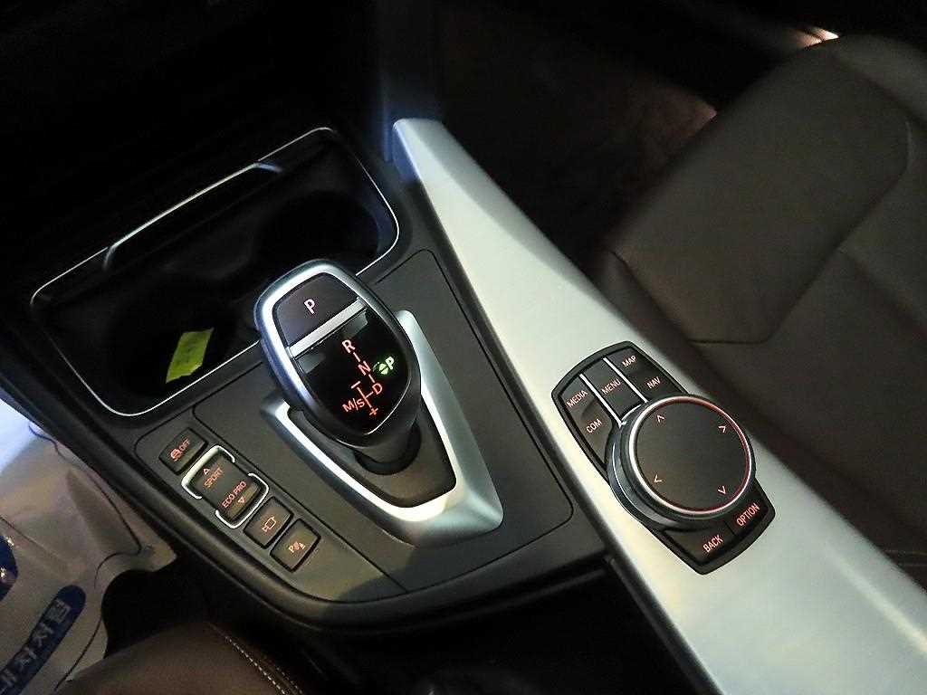 BMW 4시리즈(1세대) 그란쿠페 420d 럭셔리 - 이미지 8