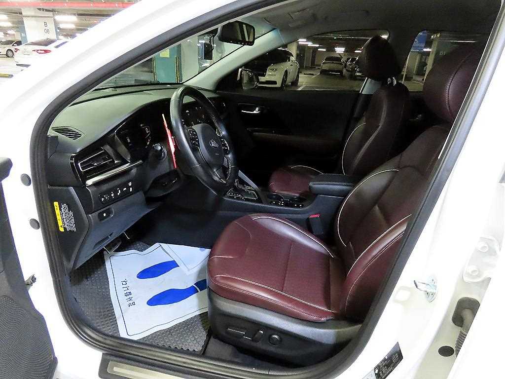 기아 더 뉴니로 1.6 GDI HEV 노블레스 스페셜 - 이미지 20