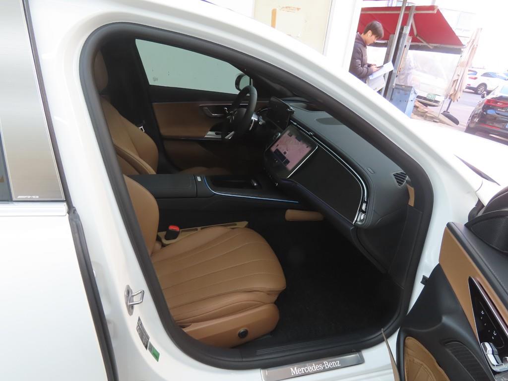 벤츠 E클래스(6세대) E200 AMG 라인 - 이미지 15