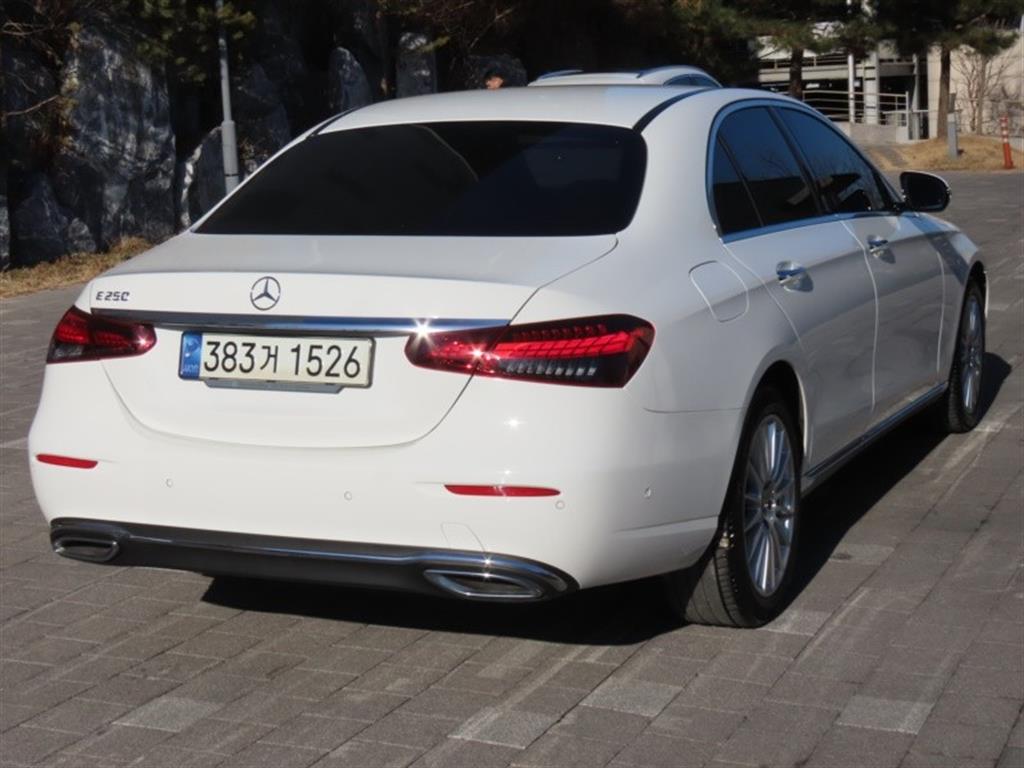벤츠 E클래스(5세대) E250 익스클루시브 - 이미지 15