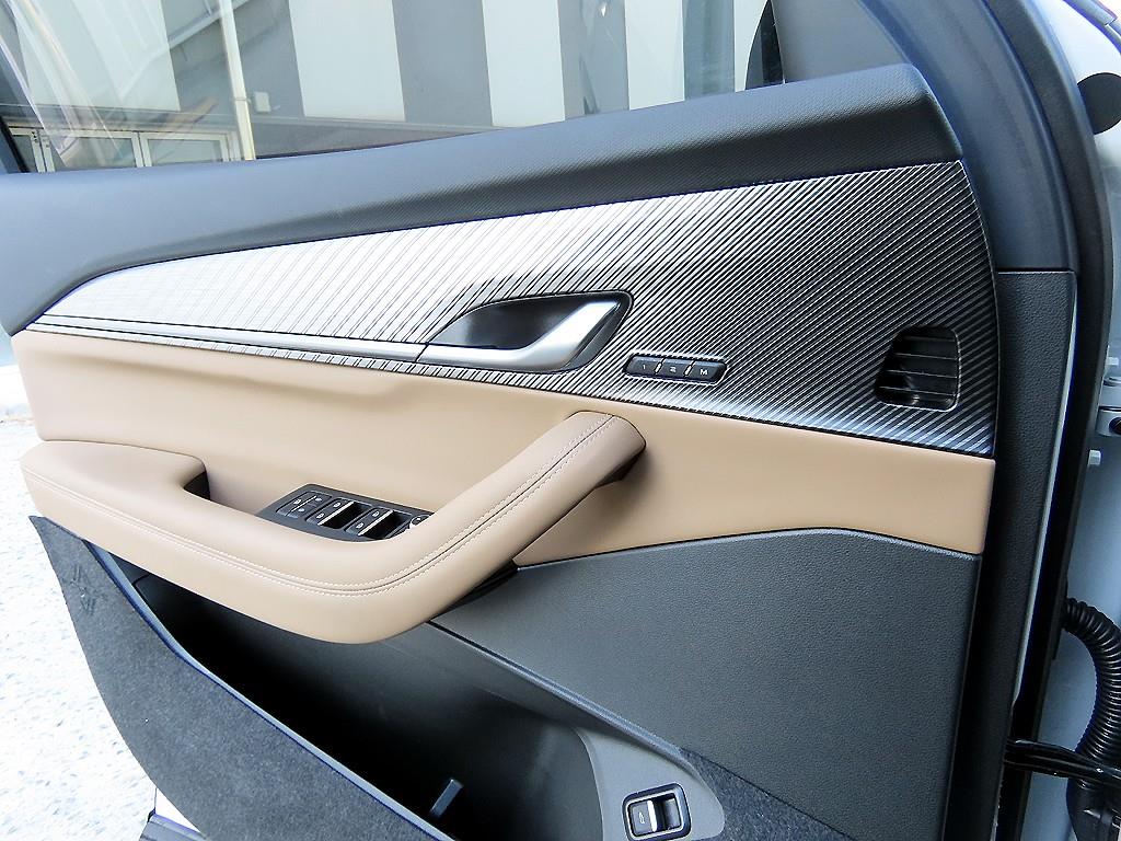 르노 (삼성) 그랑 콜레오스 2.0 터보 2WD 아이코닉 - 이미지 11