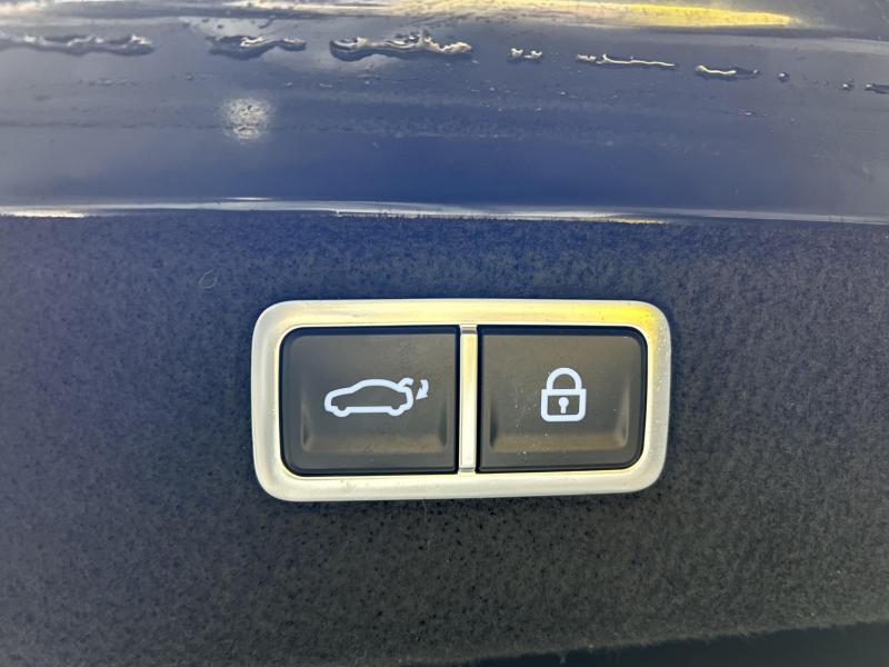 제네시스 더 뉴G70 가솔린 2.0T 2WD 스포츠 패키지 - 이미지 17