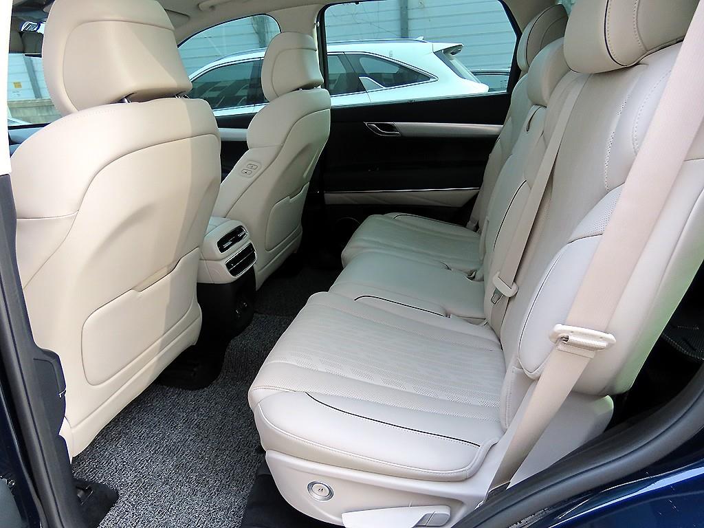 제네시스 GV80 2.5 가솔린 AWD 기본형 - 이미지 17