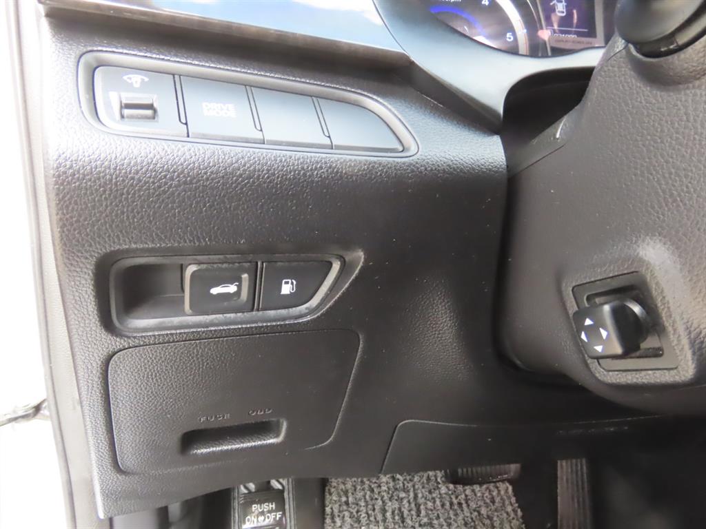 현대 그랜저HG 디젤 HG 220 모던 - 이미지 8