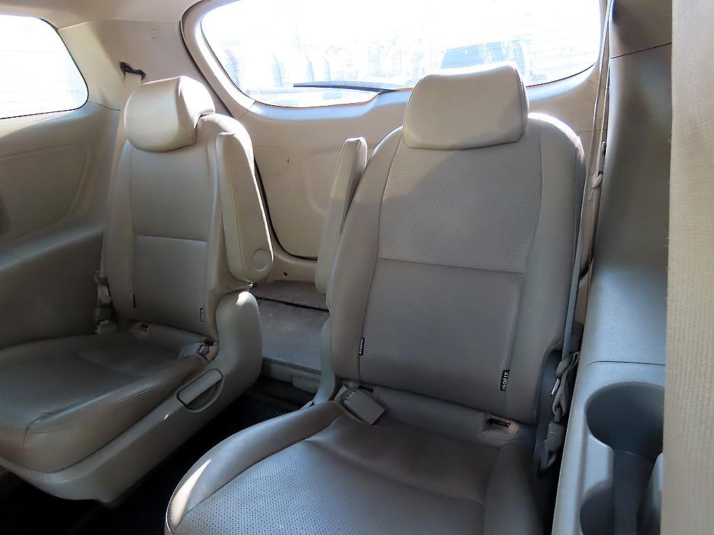 기아 더 뉴카니발 9인승 디젤 럭셔리 - 이미지 11