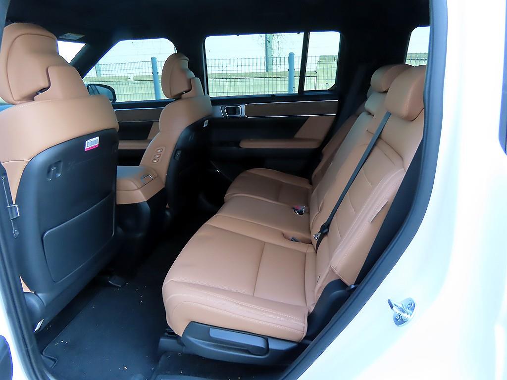 현대 디 올뉴싼타페 하이브리드 1.6 HEV 2WD 캘리그래피 - 이미지 12