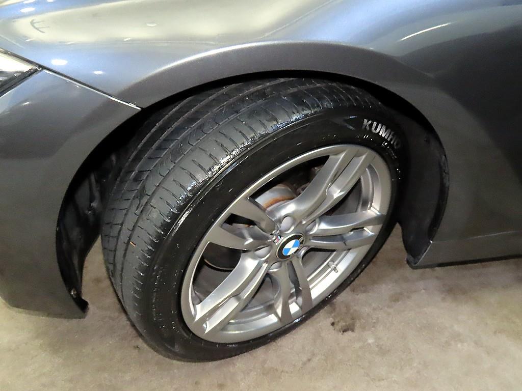 BMW 3시리즈(6세대) 320d M 스포츠 - 이미지 14