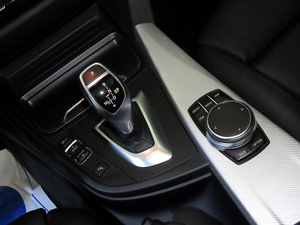 BMW 3시리즈(6세대) 320d M 스포츠 - 이미지 7