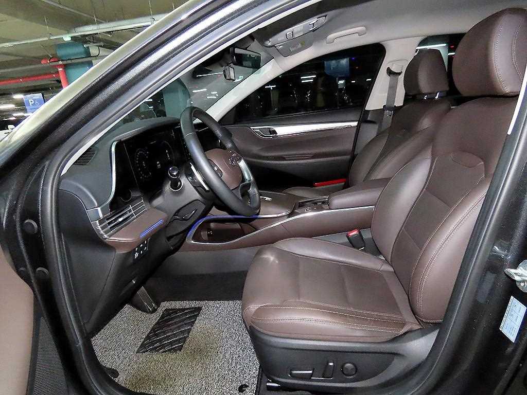 현대 더 뉴그랜저IG LPi 3.0 프리미엄 초이스