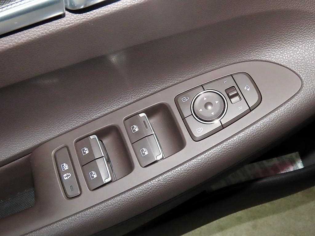 현대 더 뉴그랜저IG LPi 3.0 프리미엄 초이스 - 이미지 19