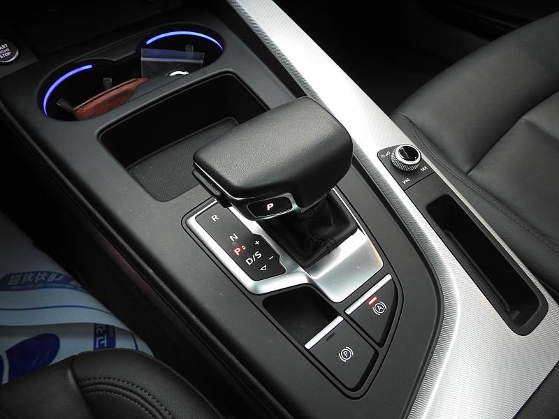 아우디 A4(5세대) 40 TFSI - 이미지 15