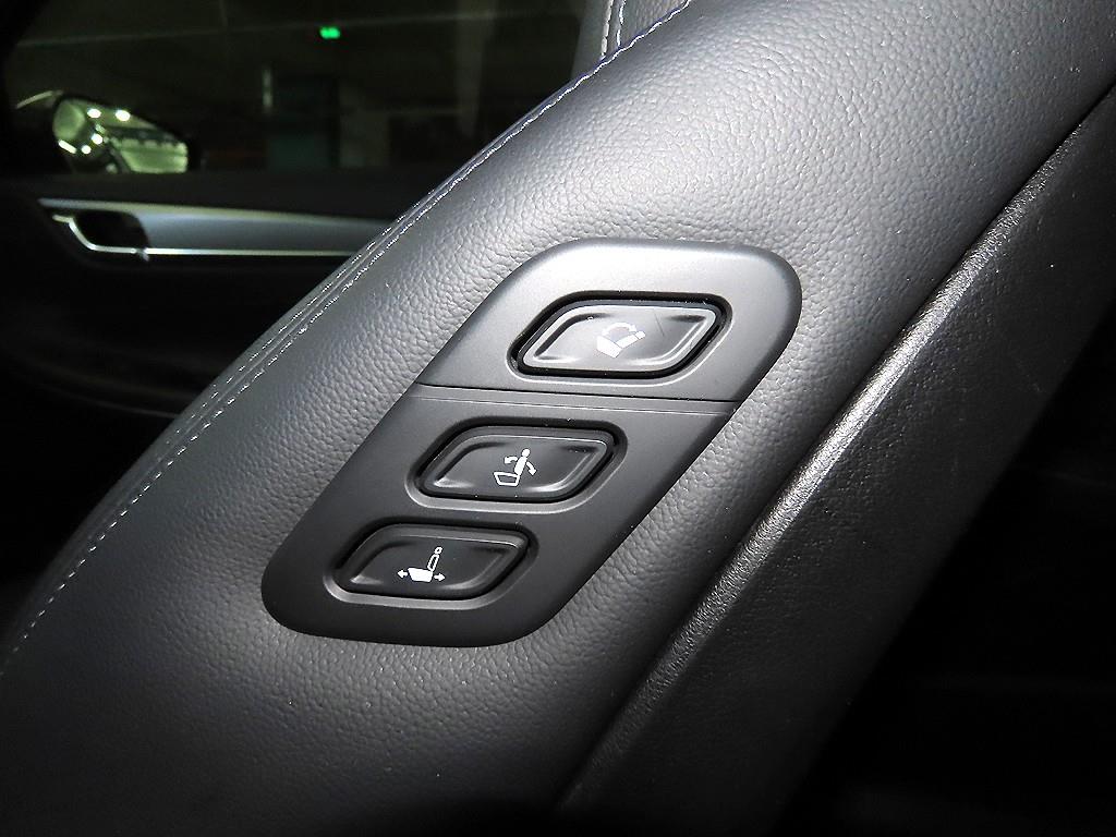 현대 더 뉴그랜저IG 가솔린 2.5 익스클루시브 - 이미지 15