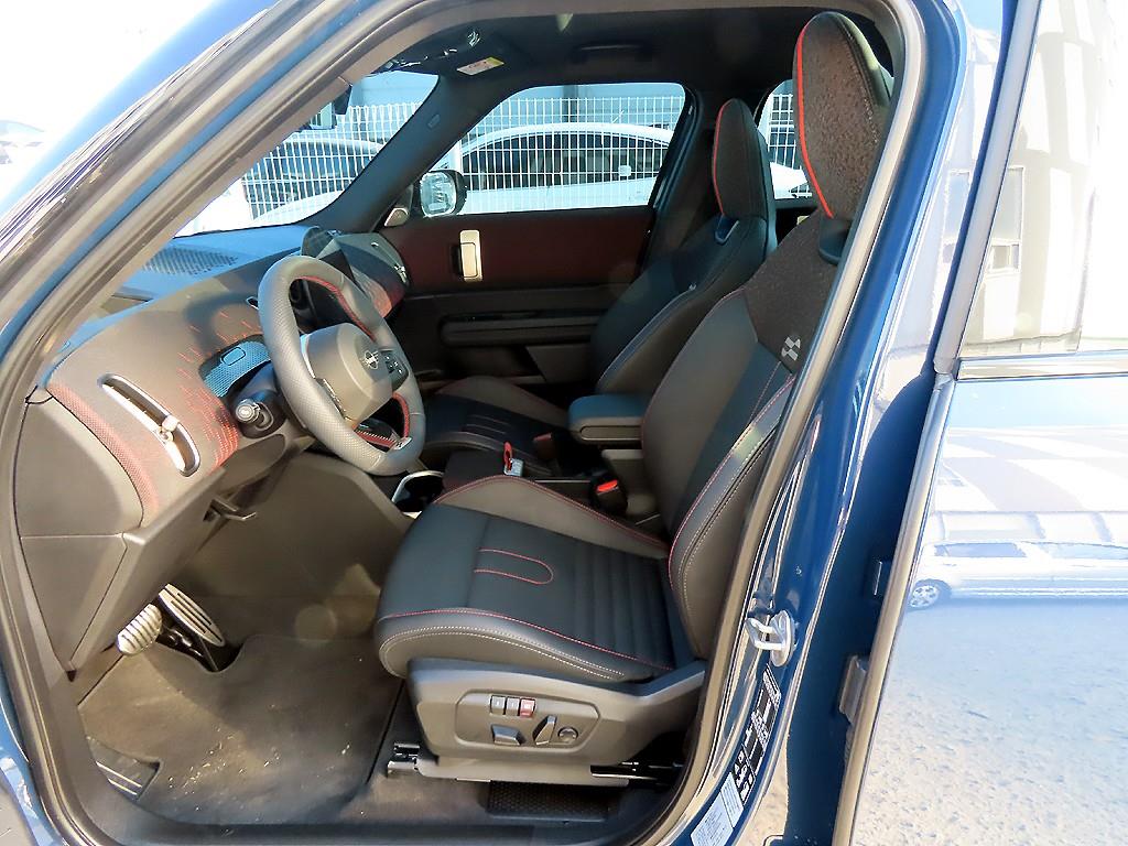 미니 컨트리맨(3세대) 2.0 JCW ALL4 - 이미지 8