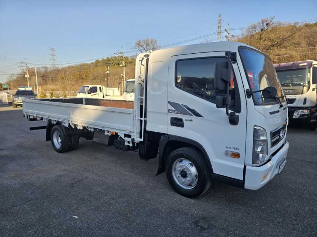 현대 올 뉴마이티 3.5톤 슈퍼캡 장축고상 - 이미지 15