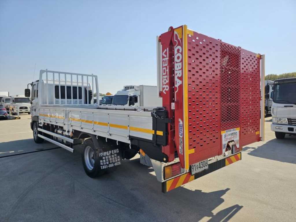 현대 메가트럭 4.5톤 초장축 - 이미지 13