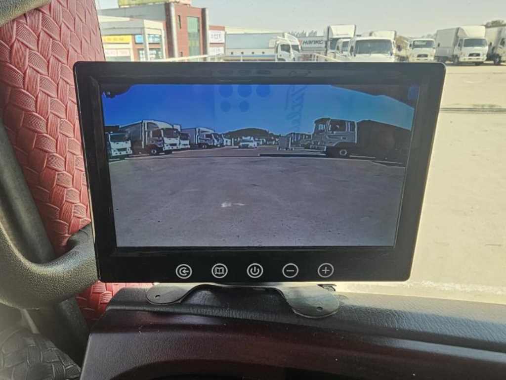 현대 메가트럭 4.5톤 초장축 - 이미지 14