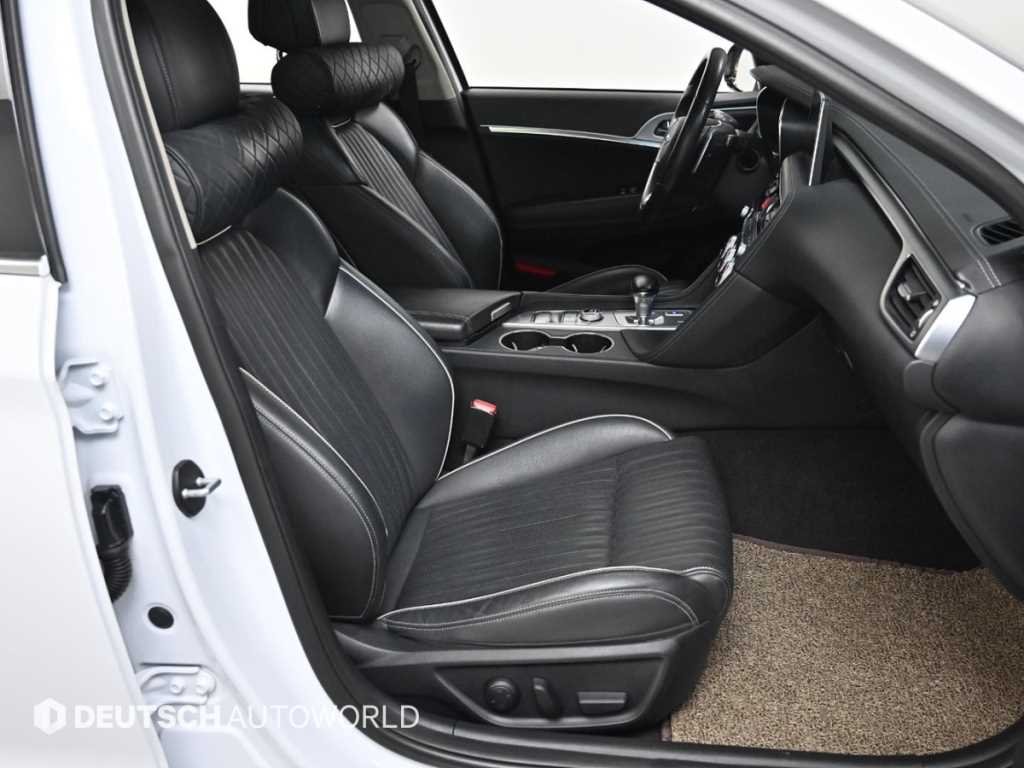 제네시스 G70 2.2D 엘리트 - 이미지 11