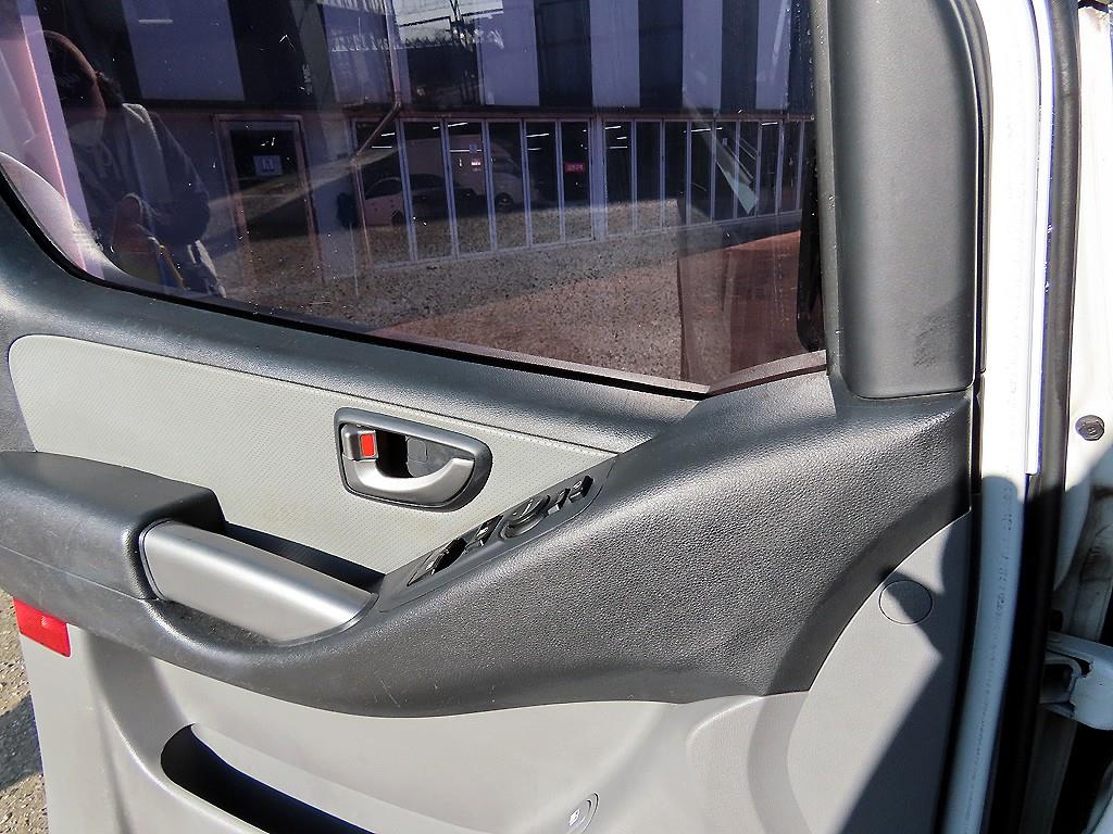 현대 더 뉴그랜드스타렉스 3인승 디젤 밴 스마트 - 이미지 16