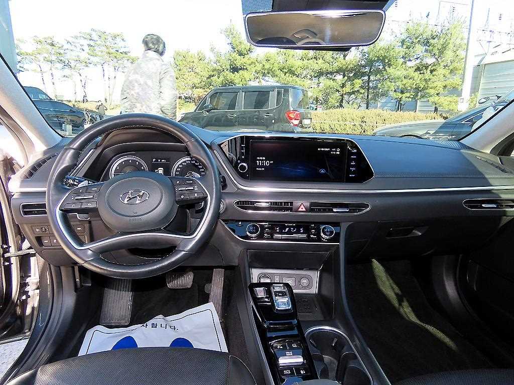 현대 쏘나타(DN8) 1.6 터보 프리미엄 플러스 - 이미지 11